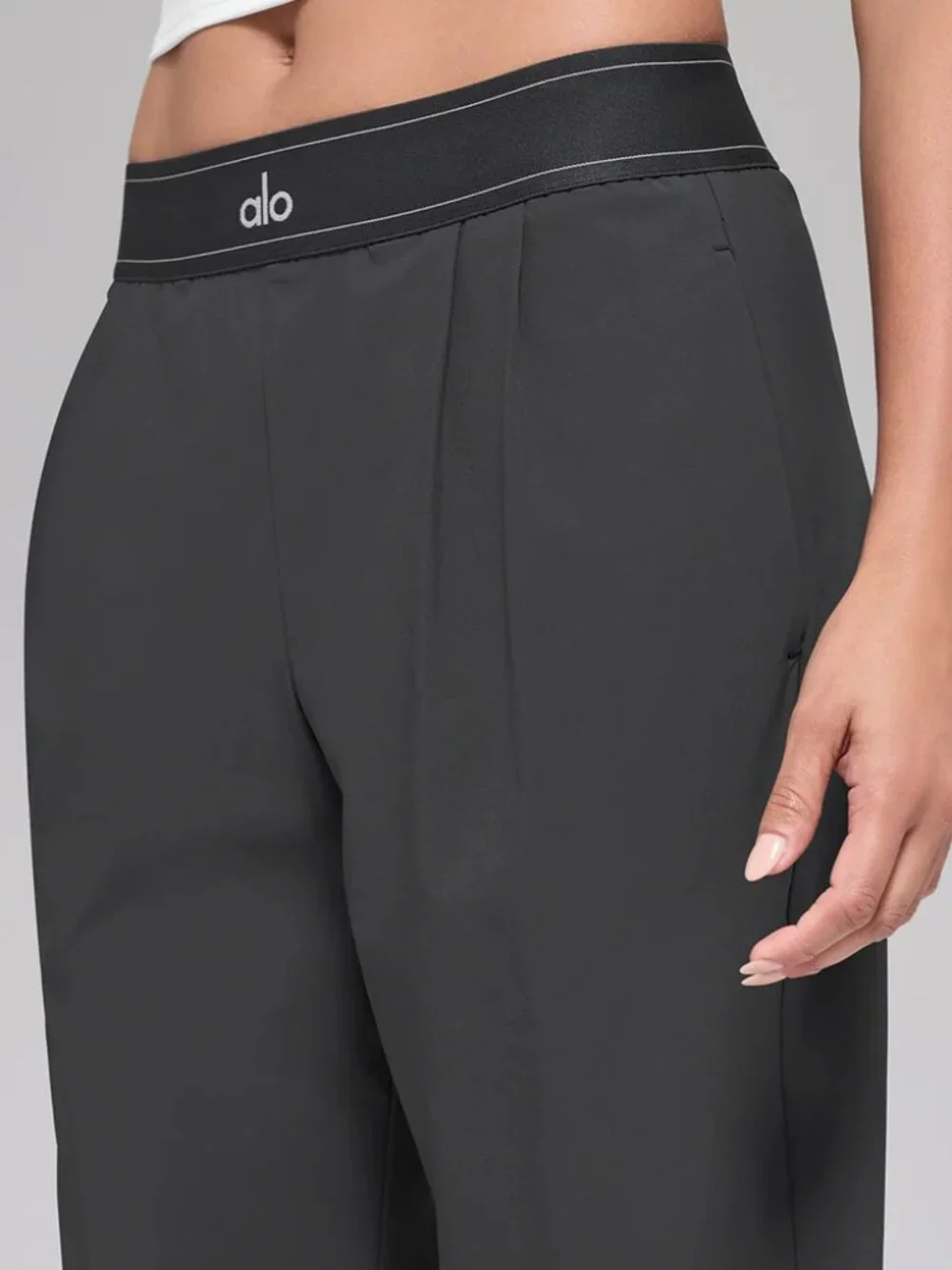 NWT ALO Yoga ππ Women's Dark Grey Suit Up Pants - Regular | Authentic - Picture 8 of 9